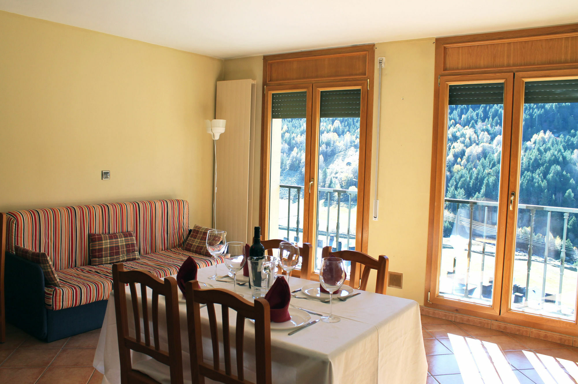 Apartamentos Glac Soldeu 3000 Bordes d'Envalira Esterno foto
